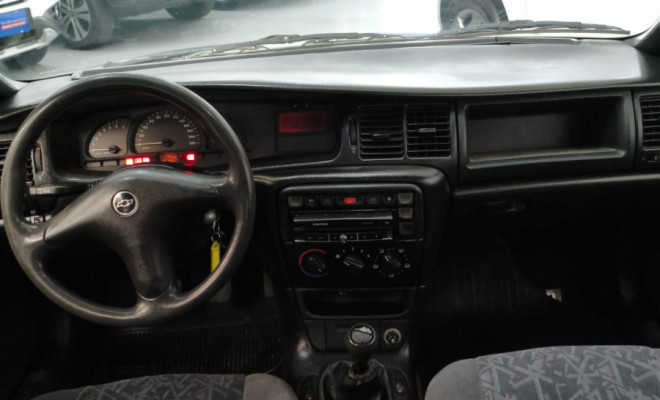 GM - Chevrolet Vectra GLS/Expres.2.2/ 2.0 e 2.0 CD 8V 1997 Gasolina-5