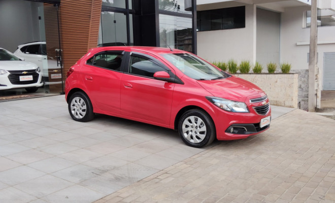 GM - Chevrolet ONIX HATCH LT 1.4 8V FlexPower 5p Mec. 2016 Flex