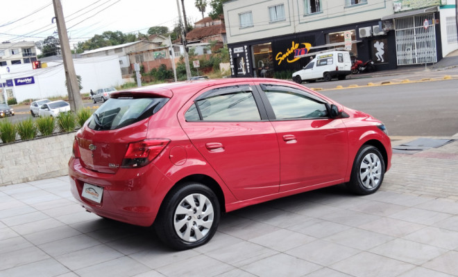 GM - Chevrolet ONIX HATCH LT 1.4 8V FlexPower 5p Mec. 2016 Flex-1