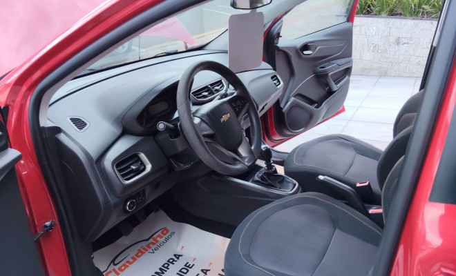 GM - Chevrolet ONIX HATCH LT 1.4 8V FlexPower 5p Mec. 2016 Flex-9