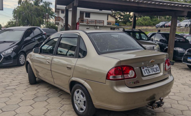 GM - Chevrolet Classic Life/LS 1.0 VHC FlexP. 4p 2013 Flex-3