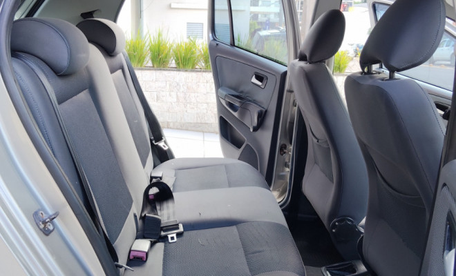 VW - VolksWagen Fox 1.6 Mi Total Flex 8V 5p 2011 Flex-12