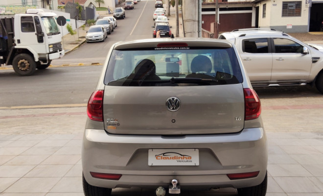 VW - VolksWagen Fox 1.6 Mi Total Flex 8V 5p 2011 Flex-4