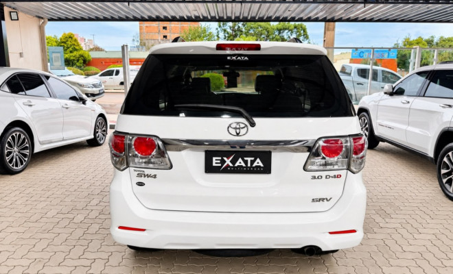 HILUX SW4 SRV D4-D 4x4 3.0 TDI AUT.-4