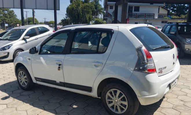 Renault SANDERO Expression Hi-Flex 1.0 16V 5p 2009 Flex-3