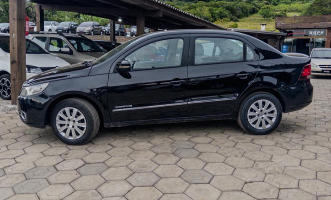 VW - VolksWagen VOYAGE COMF/Highli. 1.6 T.Flex 8V 4p 2013 Flex-0