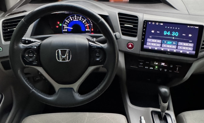 Honda Civic Sedan LXS 1.8/1.8 Flex 16V Aut. 4p 2014 Flex-9