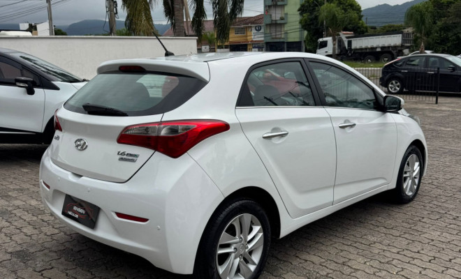 Hyundai HB20 Premium 1.6 Flex 16V Aut. 2015 Flex-4