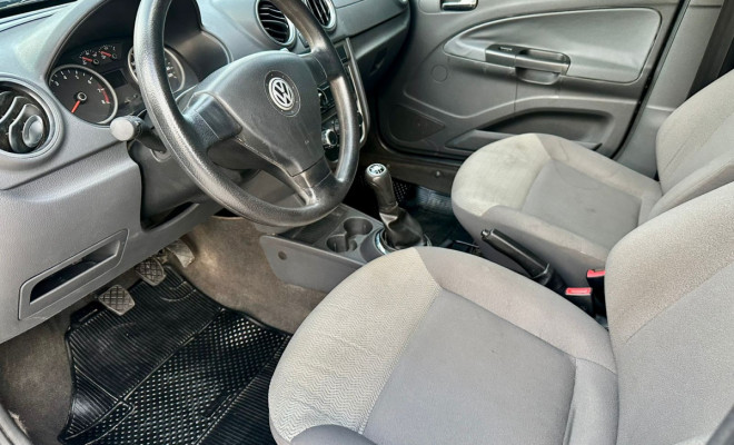 VW VOYAGE 1.0 City Mi Total Flex - 2010-7