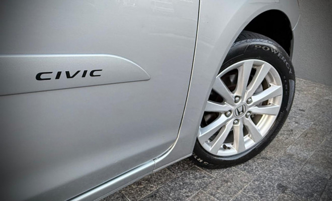 Honda Civic Sedan LXS 1.8/1.8 Flex 16V Aut. 4p 2015 Flex-11