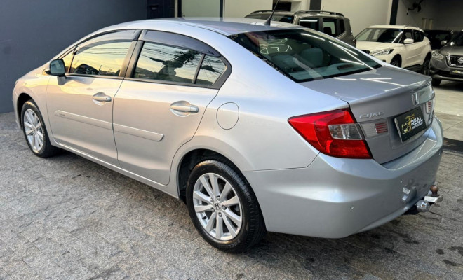 Honda Civic Sedan LXS 1.8/1.8 Flex 16V Aut. 4p 2015 Flex-12