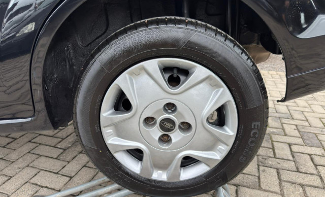 Ford Fiesta Sed. 1.6 8V Flex 4p 2012 Flex-16