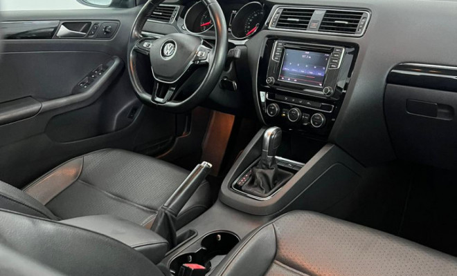 VW - JETTA Highline 2.0 TSI 16V 4p Tiptronic 2016 Flex-2