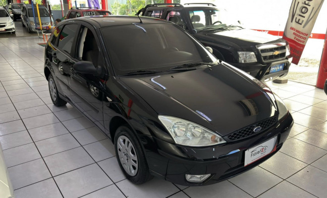 Ford Focus 1.6 GLX 2009-1