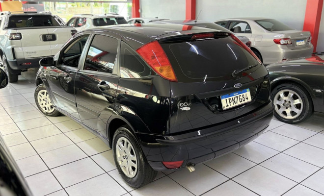 Ford Focus 1.6 GLX 2009-2