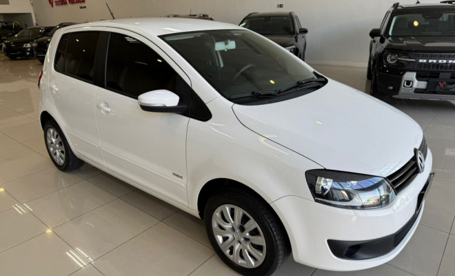 VW - VolksWagen Fox 1.6 Mi Total Flex 8V 5p 2013 Flex