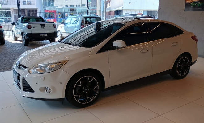 Ford Focus Sed. TI./TI.Plus 2.0 16V Flex  Aut 2015 Flex C/IPVA 2026 PAGO-2