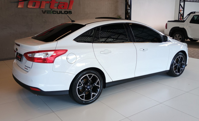 Ford Focus Sed. TI./TI.Plus 2.0 16V Flex  Aut 2015 Flex C/IPVA 2026 PAGO-3