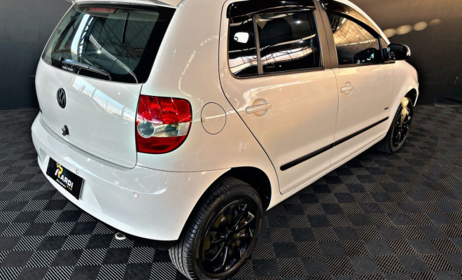 VW - VolksWagen Fox City 1.0 Mi/ 1.0Mi Total Flex 8V 5p 2009 Flex-1