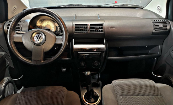 VW - VolksWagen Fox City 1.0 Mi/ 1.0Mi Total Flex 8V 5p 2009 Flex-4