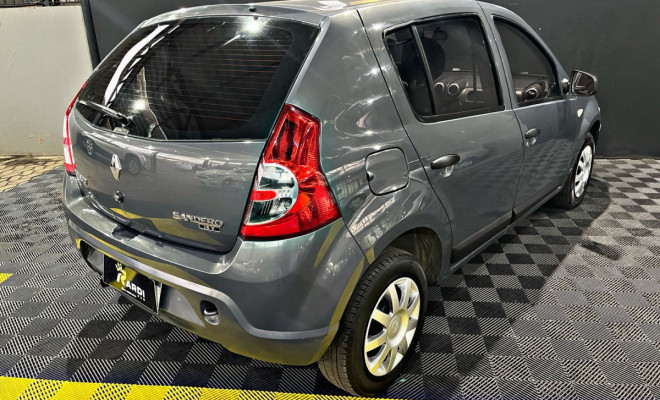 Renault SANDERO Authentique Hi-Flex 1.0 16V 5p 2011 Flex-1