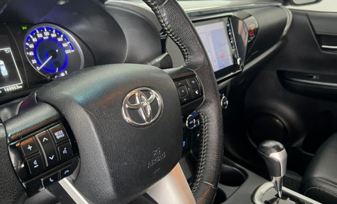 Toyota Hilux CD SRV 4x4 2.8 TDI Diesel Aut. 2020-2