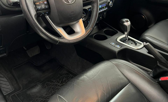 Toyota Hilux CD SRV 4x4 2.8 TDI Diesel Aut. 2020-1