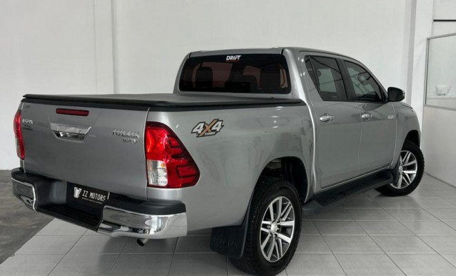 Toyota Hilux CD SRV 4x4 2.8 TDI Diesel Aut. 2020-4