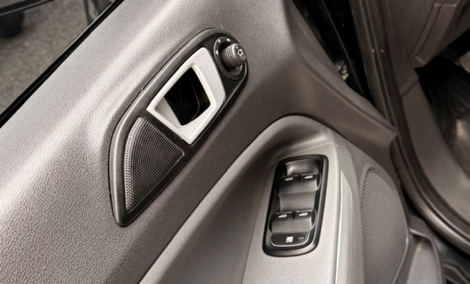 Ford EcoSport FREESTYLE 1.6 16V Flex 5p 2013 Flex-6