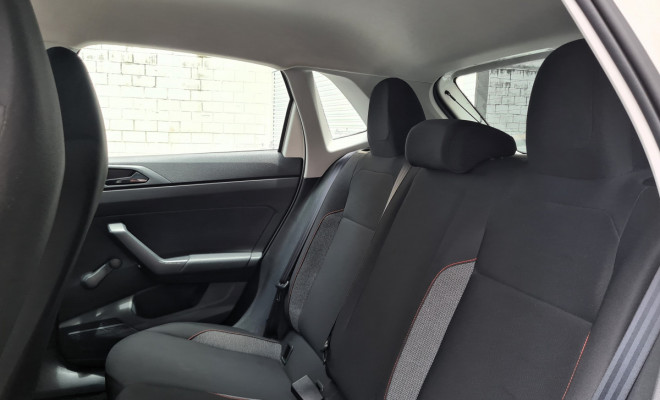 Volkswagen Polo 2024 Track 1.0 Manual – Econômico e Completo-5