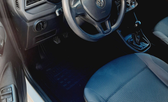 VW - VolksWagen VOYAGE 1.6 MSI Flex 8V 4p 2022 Flex-6