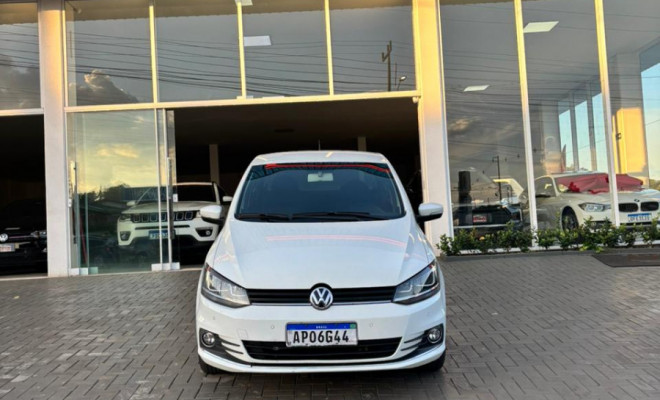 VW - VolksWagen Fox Highline I MOTION 1.6 Flex 16V 5p 2018 Flex-1