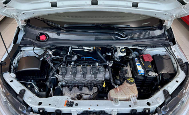 GM - Chevrolet ONIX HATCH LT 1.0 8V FlexPower 5p Mec. 2019 Flex-8