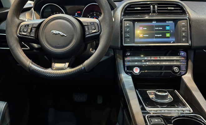 Jaguar F-Pace 2.0 Prestige 180cv Diesel Aut. 2017 Diesel-14