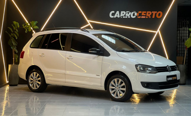 VW - VolksWagen SPACEFOX  TREND I MOTION 1.6  2013 Flex  C/Multimidia