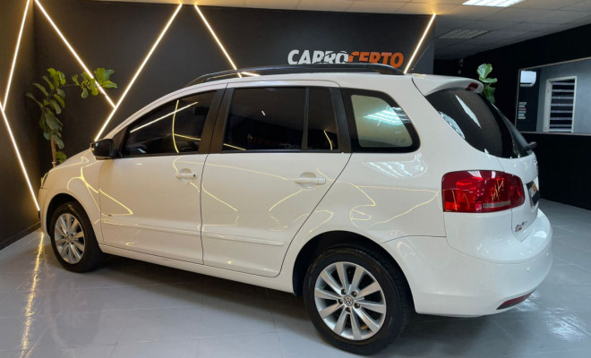 VW - VolksWagen SPACEFOX  TREND I MOTION 1.6  2013 Flex  C/Multimidia-2