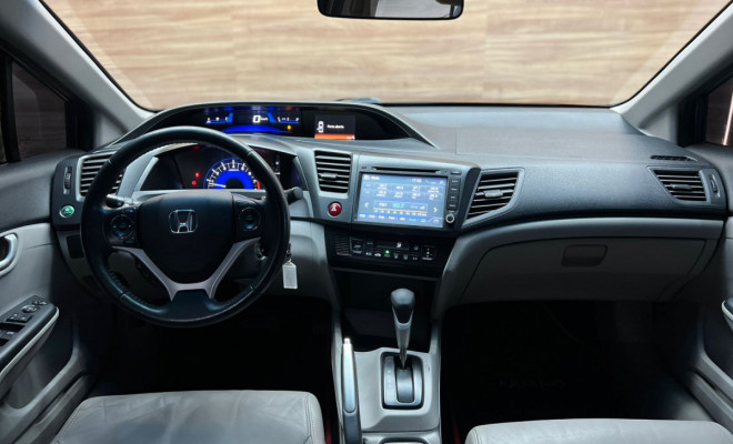 Honda Civic Sedan LXR 2.0 Flexone 16V Aut. 4p 2015 Flex-4
