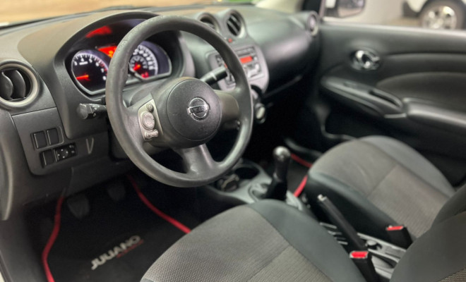 Nissan VERSA SL 1.6 16V Flex Fuel 4p Mec. 2014 Flex-3