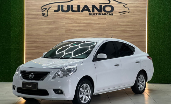 Nissan VERSA SL 1.6 16V Flex Fuel 4p Mec. 2014 Flex-0