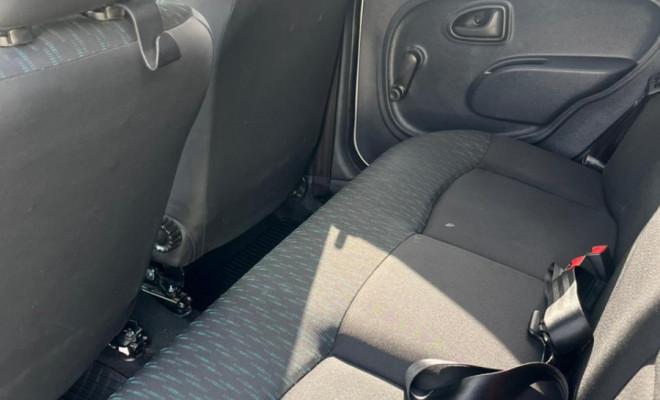 Renault Clio RN/Alizé/Expr./1.0 Hi-Power 16V 5p 2015 Gasolina-10