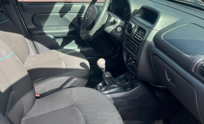 Renault Clio RN/Alizé/Expr./1.0 Hi-Power 16V 5p 2015 Gasolina-8