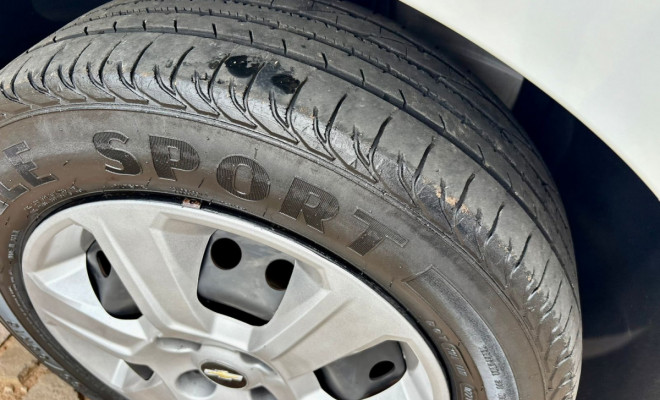 GM - Chevrolet MONTANA LS 1.4 ECONOFLEX 8V 2p 2019 Flex-11