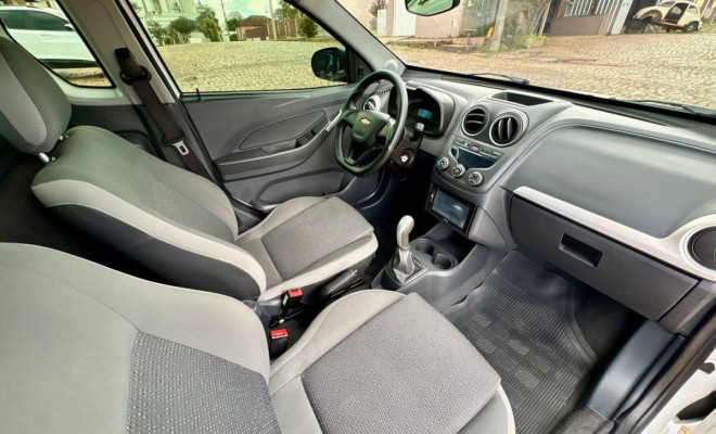 GM - Chevrolet MONTANA LS 1.4 ECONOFLEX 8V 2p 2019 Flex-6