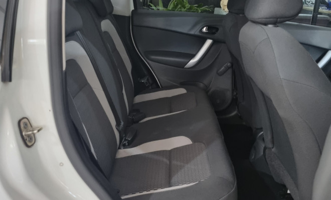 Citroën C3 Origine 1.5 Flex 8V 5p Mec. 2013 Flex-8