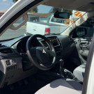 Mitsubishi L200 Tri. Outd. GLX 2.4 CD 4x4 Die. Mec. 2023 Diesel-6