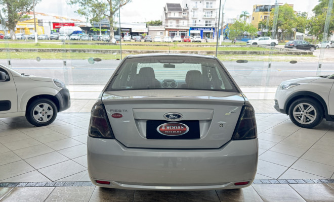 Ford Fiesta Sedan SE 1.6 8V Flex 4p 2014 Flex-1