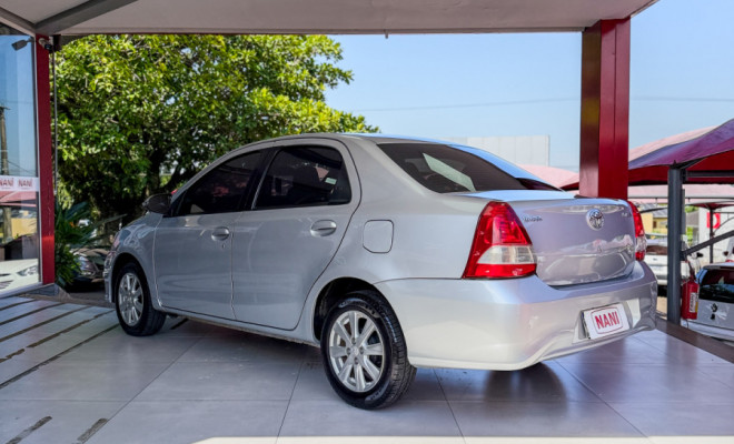 Toyota ETIOS X Plus 1.5 Flex 16V 5p Aut. 2020 Flex-4