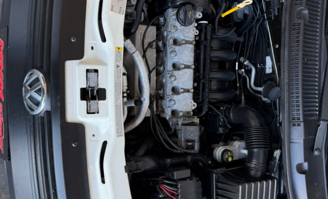 VW - VolksWagen Saveiro Robust 1.6 Total Flex 8V 2017 Flex-4