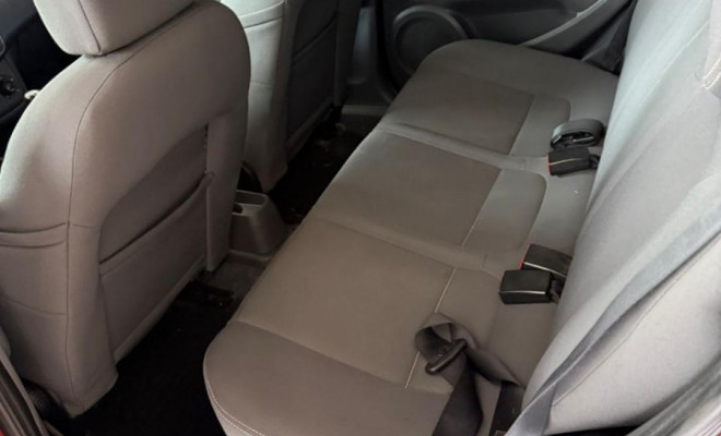 Fiat Punto ATTRACTIVE 1.4 Fire Flex 8V 5p 2014 Flex-6