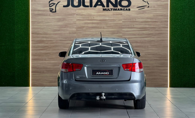 Kia Motors Cerato 1.6 16V Mec. 2011 Gasolina-13